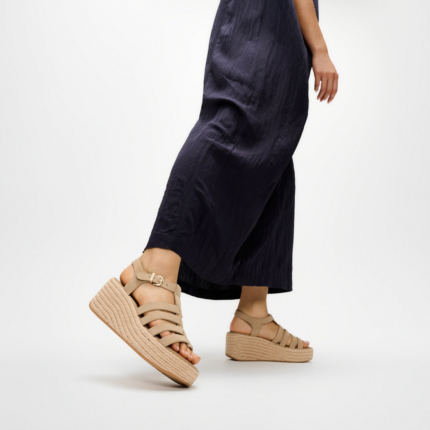PLATFFORMS Sandalias Fisherman Cuña Espadrille de Gamuza - Cappuccino